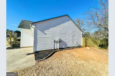 425 Shenandoah Court, Winder, GA 30680 - Photo 15