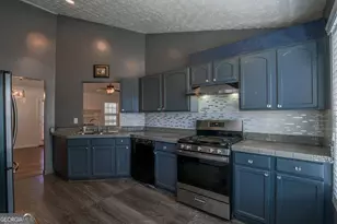 336 Shenandoah Cir, Winder, GA 30680 - Photo 13