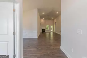 211 Laney Dr, Carrollton, GA 30117 - Photo 3