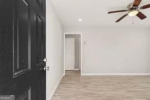 2117 Blayton Ln SE, Atlanta, GA 30315 - Photo 3