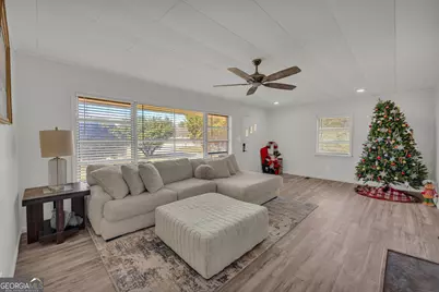 1651 Athens Highway, Elberton, GA 30635 - Photo 5