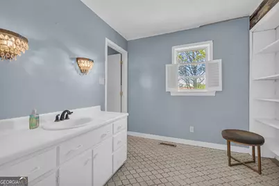 1651 Athens Highway, Elberton, GA 30635 - Photo 17