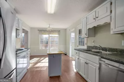 385 Brookstone Drive, Athens, GA 30605 - Photo 9