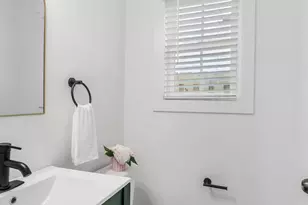 1207 E 34th St, Savannah, GA 31404 - Photo 33