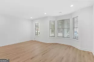 1207 E 34th St, Savannah, GA 31404 - Photo 9