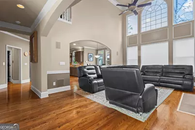 320 Commons Gate Court, Roswell, GA 30075 - Photo 9
