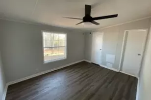 306 Dennard St, Unadilla, GA 31091 - Photo 9