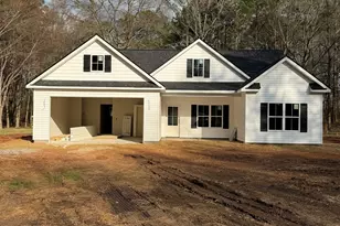 89 Bobbie Ct, Molena, GA 30258 - Photo 1