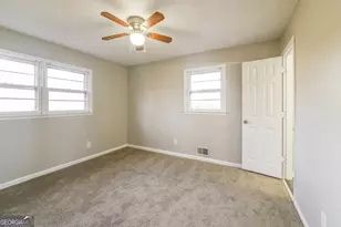 4139 Wells Cir, Douglasville, GA 30135 - Photo 9