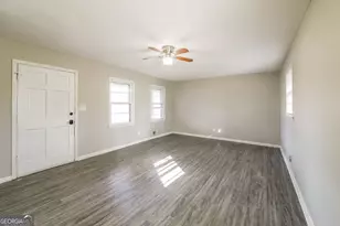 4139 Wells Cir, Douglasville, GA 30135 - Photo 3