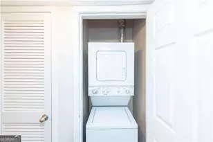 2657 Lenox Rd, Atlanta, GA 30324 - Photo 19