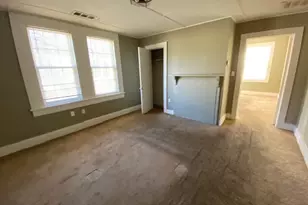 209 W Tinsley St, Griffin, GA 30223 - Photo 15