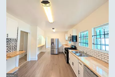 1541 North Avenue NW, Atlanta, GA 30318 - Photo 13