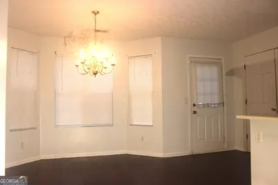 2296 Strathmoor Manor Drive, Lithonia, GA 30058 - Photo 5