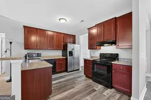 105 Garnet Ln, Griffin, GA 30224 - Photo 9