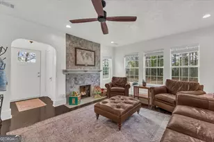 686 S 4th St, Jesup, GA 31545 - Photo 7