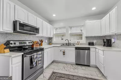 686 S 4th Street, Jesup, GA 31545 - Photo 13