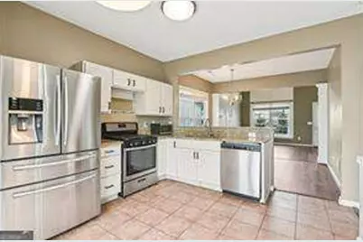 1726 Taynton Circle NW, Kennesaw, GA 30152 - Photo 9