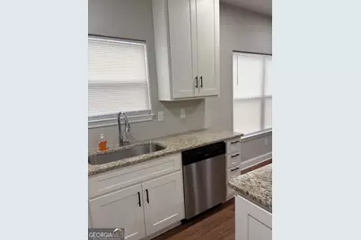 121 Johnson Street, Barnesville, GA 30204 - Photo 7