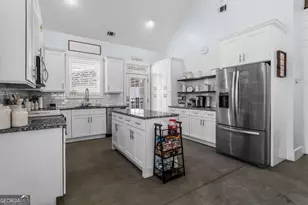 640 Meinhard Rd, Port Wentworth, GA 31407 - Photo 13