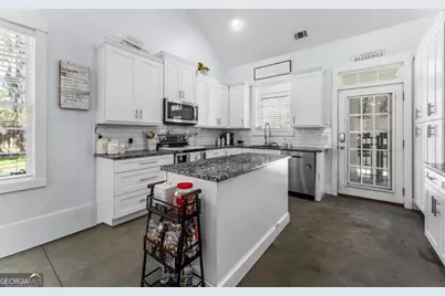 640 Meinhard Road, Port Wentworth, GA 31407 - Photo 11