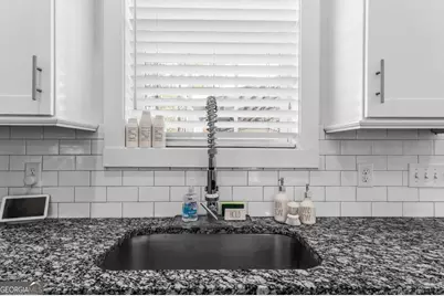 640 Meinhard Road, Port Wentworth, GA 31407 - Photo 17