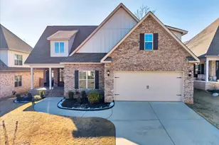 226 Landings Pointe Ln, Warner Robins, GA 31088 - Photo 1