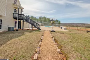 1363 McFarlin Bridge Rd, Carnesville, GA 30521 - Photo 9