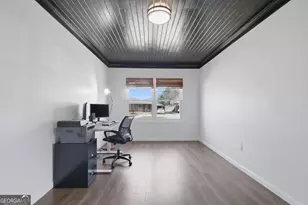 1913 E 60th St, Savannah, GA 31404 - Photo 13