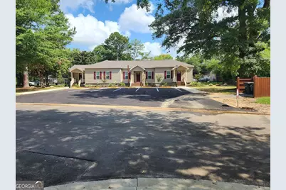 621 North Drive, Dublin, GA 31021 - Photo 1