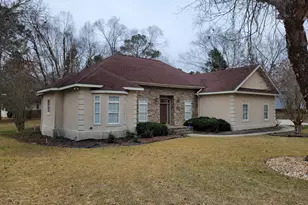 109 Cedar Creek Dr, Dublin, GA 31021 - Photo 1