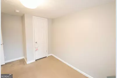 112 Fisherman Cove, Lavonia, GA 30553 - Photo 9