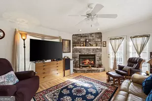 283 Bobcat Ln, Warne, NC 28909 - Photo 3