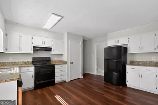 879 Lost Creek Cir, Stone Mountain, GA 30088 - Photo 11