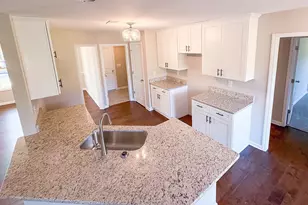 12 St Charles Pl, Grantville, GA 30220 - Photo 17