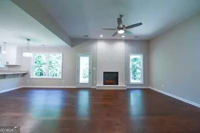 104 Fuller Court, Grantville, GA 30220 - Photo 5