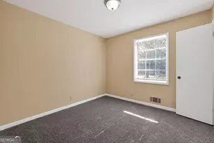 954 Cochise Trail SE, Conyers, GA 30094 - Photo 5