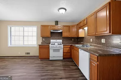 954 Cochise Trail SE, Conyers, GA 30094 - Photo 13