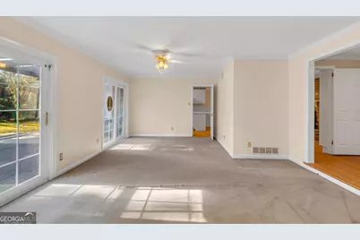 311 Pickwick Road, Savannah, GA 31410 - Photo 5