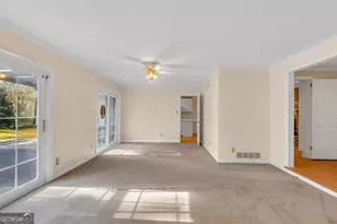 311 Pickwick Rd, Savannah, GA 31410 - Photo 5