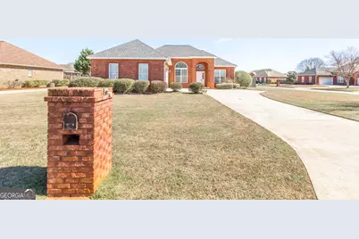 119 Bromley Way, Warner Robins, GA 31088 - Photo 3