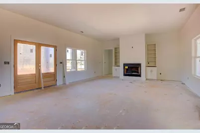 108 Woodcrest Drive, Jackson, GA 30233 - Photo 3