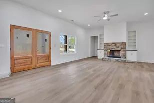 108 Woodcrest Dr, Jackson, GA 30233 - Photo 5