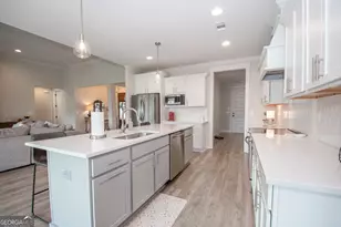 208 Township Dr, Senoia, GA 30276 - Photo 15