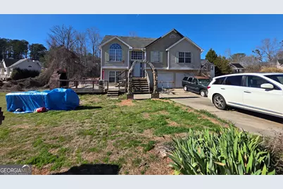 121 Bombay Lane, Grantville, GA 30220 - Photo 7