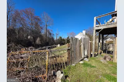 121 Bombay Lane, Grantville, GA 30220 - Photo 5