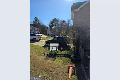 121 Bombay Lane, Grantville, GA 30220 - Photo 11