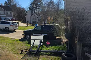 121 Bombay Ln, Grantville, GA 30220 - Photo 11