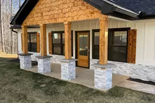 270 Meadow Crest Dr, Cleveland, GA 30528 - Photo 9