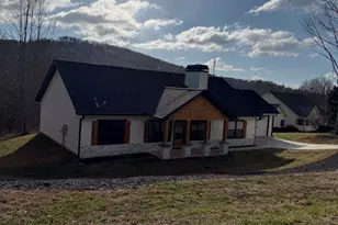 270 Meadow Crest Dr, Cleveland, GA 30528 - Photo 1